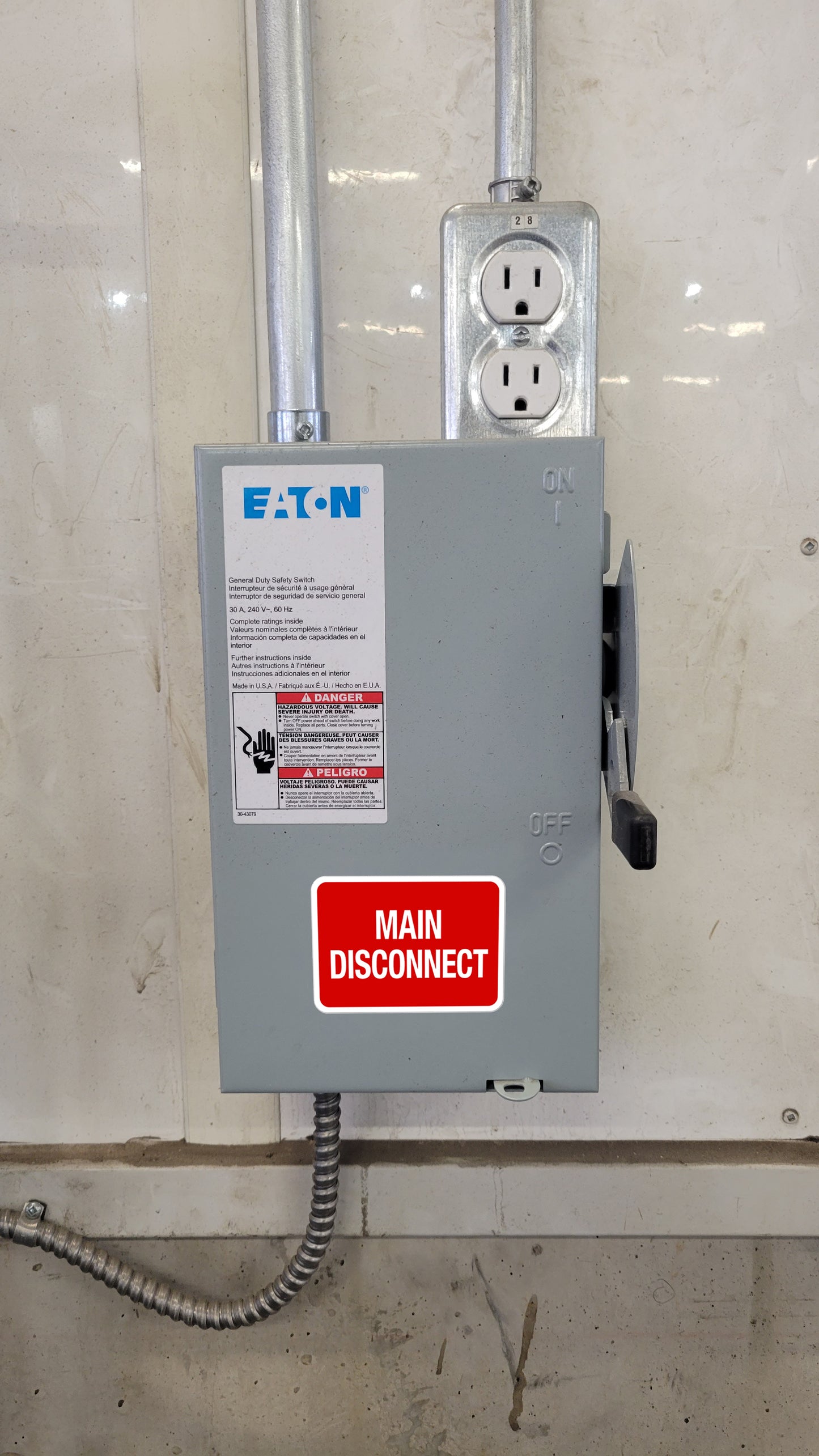 12 Pack 3" x 2" Main Disconnect Sticker Electrical Panel Service Label Emergency Sign Symbol 3x2 2x3 inches